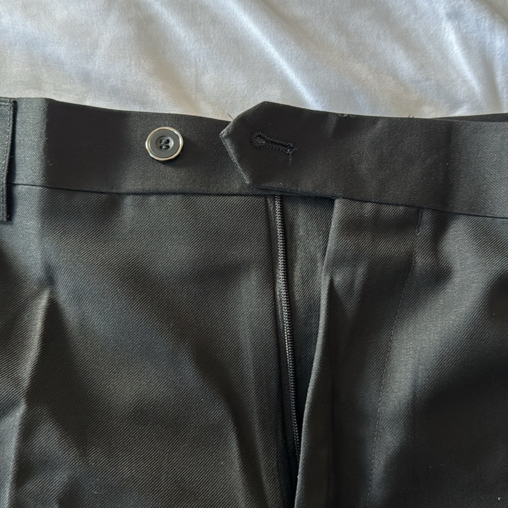 Men’s suit - Picture 6 of 6